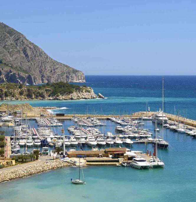 Apartamento En Lujoso Puerto Deportivo ألتيا المظهر الخارجي الصورة