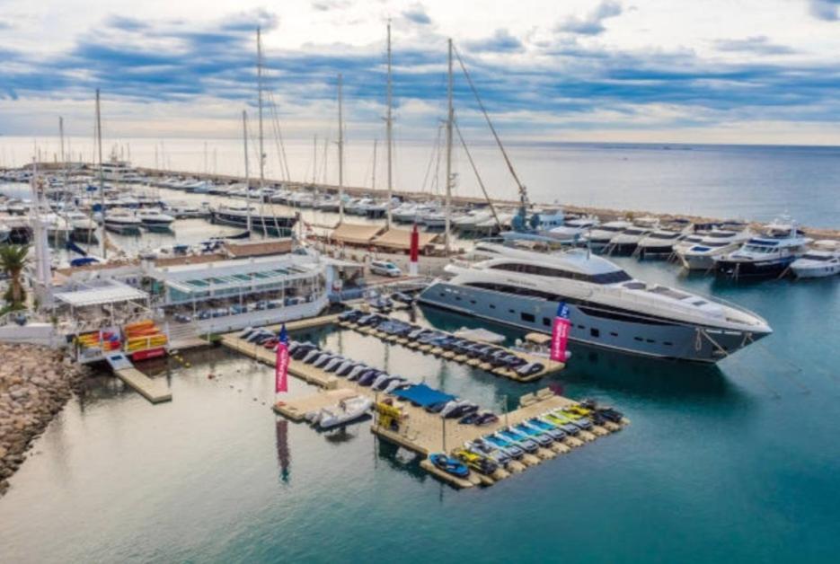 Apartamento En Lujoso Puerto Deportivo ألتيا المظهر الخارجي الصورة